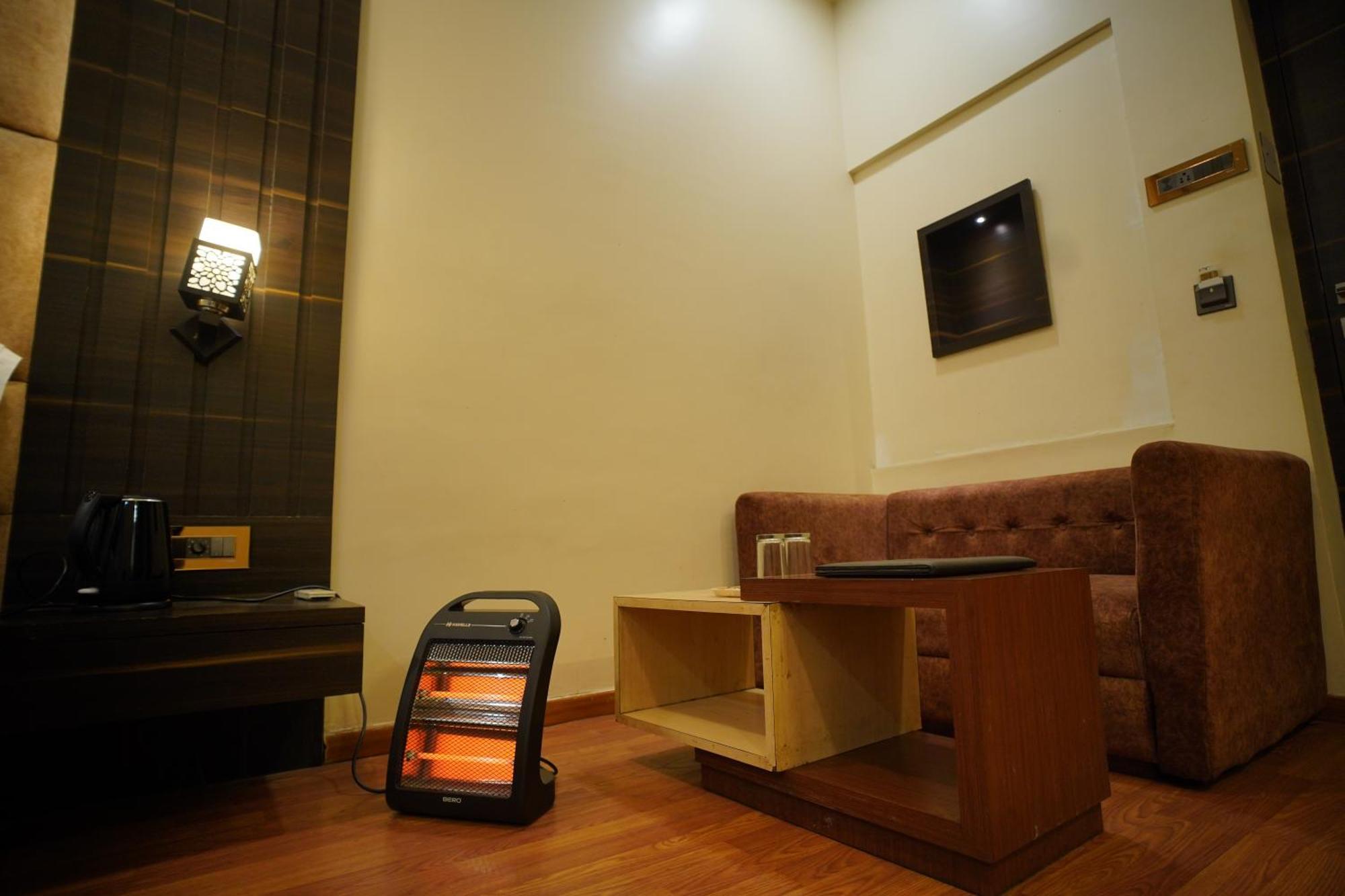 Hotel New Grand Deoghar Extérieur photo