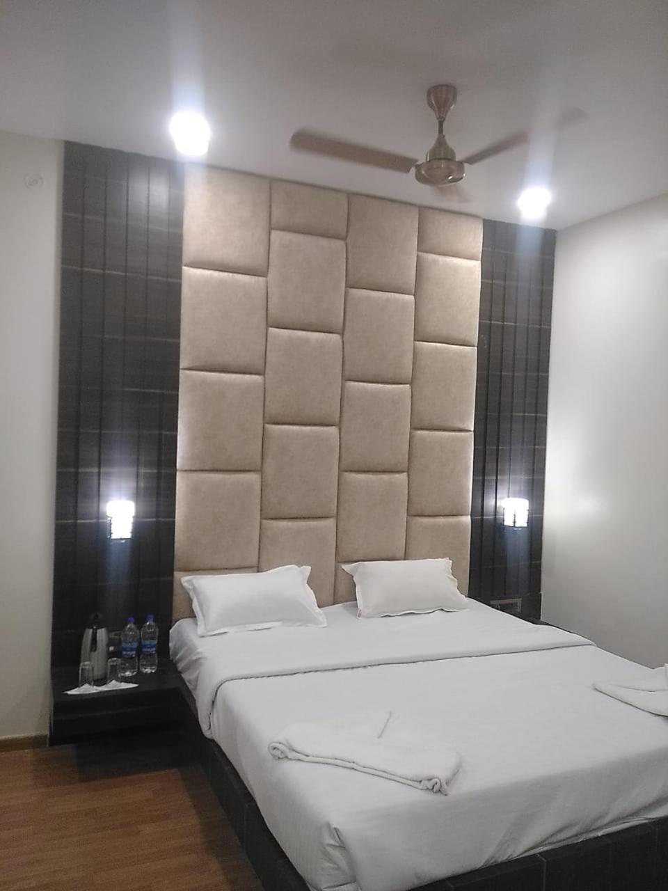 Hotel New Grand Deoghar Extérieur photo