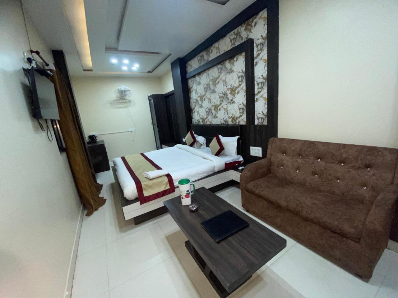 Hotel New Grand Deoghar Extérieur photo