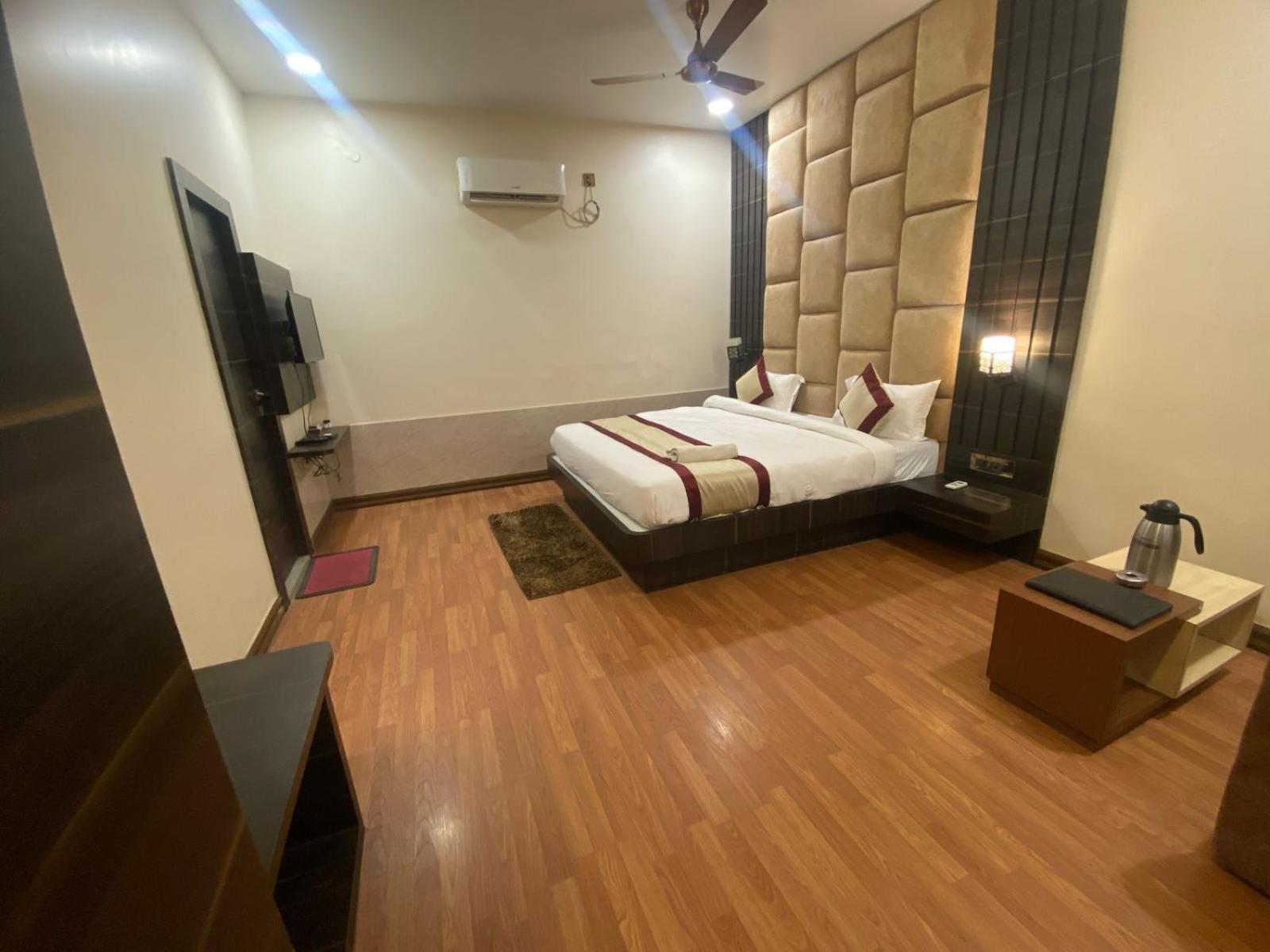 Hotel New Grand Deoghar Extérieur photo