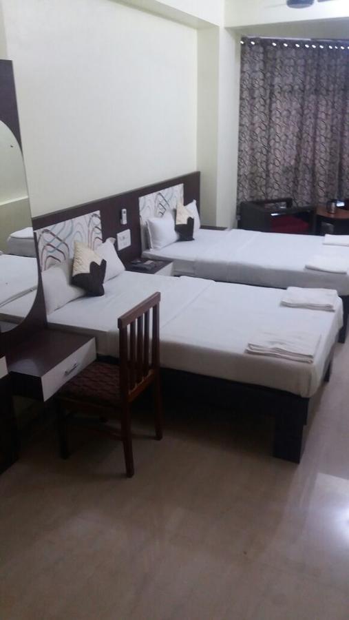 Hotel New Grand Deoghar Extérieur photo